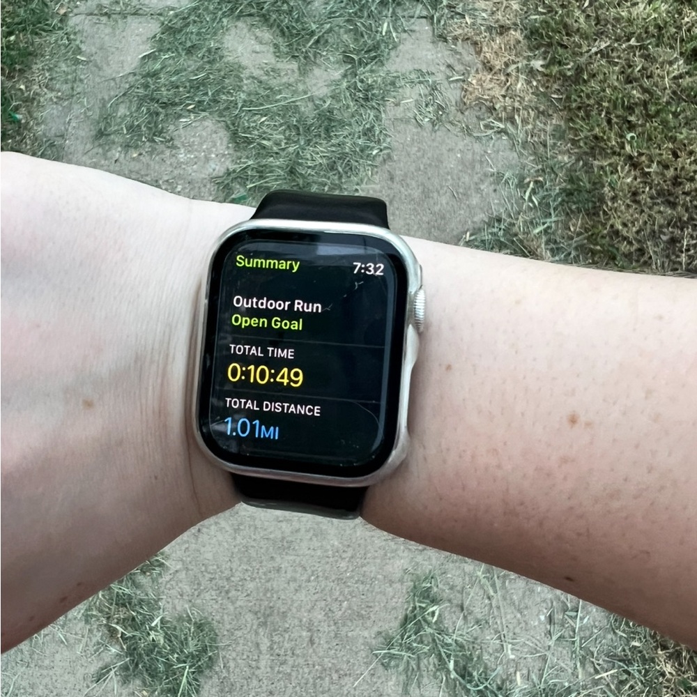 Apple Black Smartwatch with Sleek Design